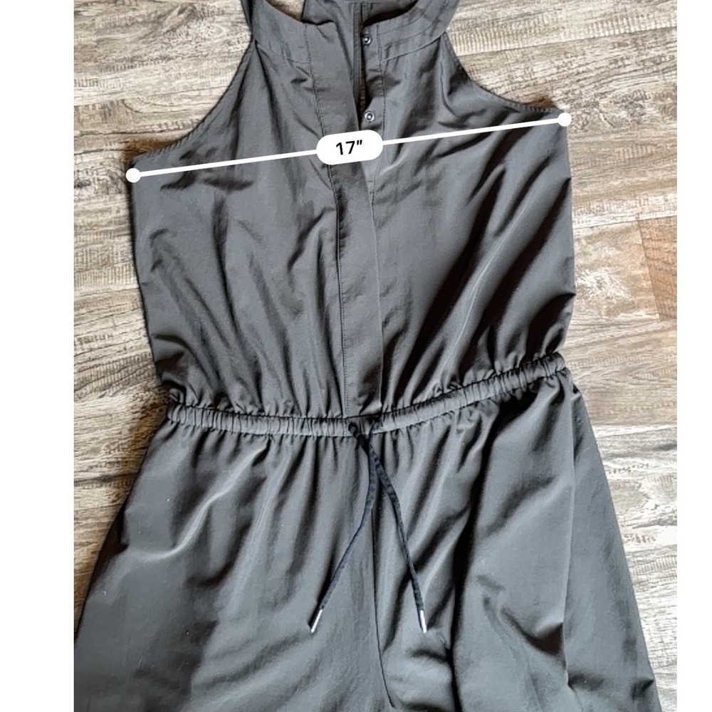 Athleta Mercer Gray Romper Jumpsuit‎ Wide Leg Quick Drying Pockets Size 6 - Picture 8 of 11